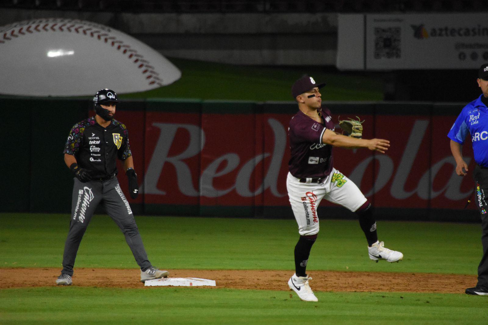 $!Algodoneros de Guasave empata la serie en Culiacán