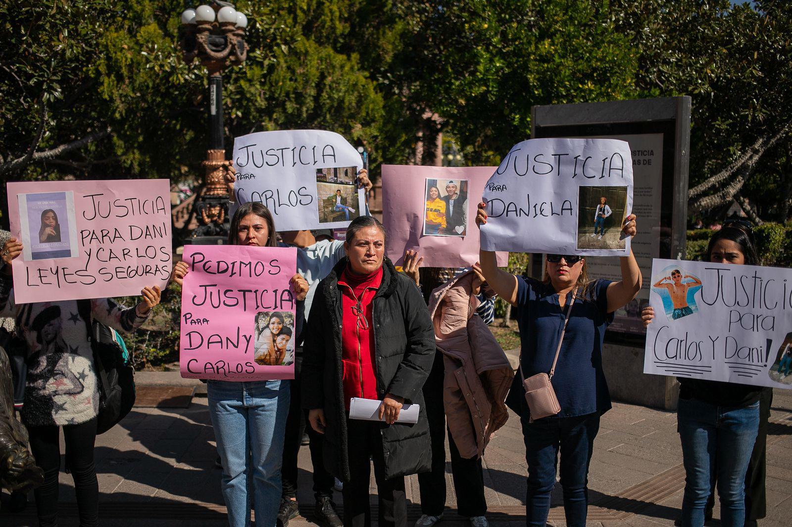 $!Rosalinda acusa a policías ministeriales de asesinar a sus hijos, en San Luis Potosí