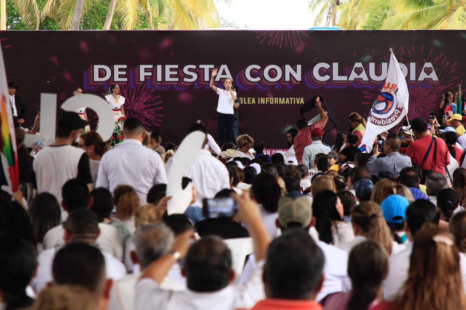 $!‘Es tiempo de mujeres y la 4T’, dice Claudia Sheinbaum en su visita a Culiacán