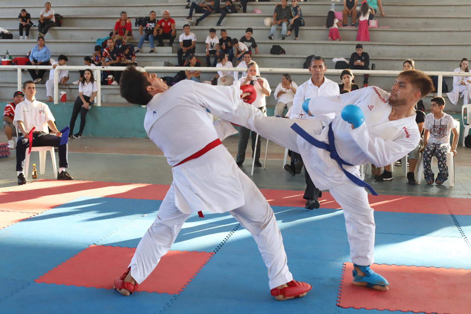 $!Moreno Bautista vuelve a ser la figura de la Copa Noroeste de Karate