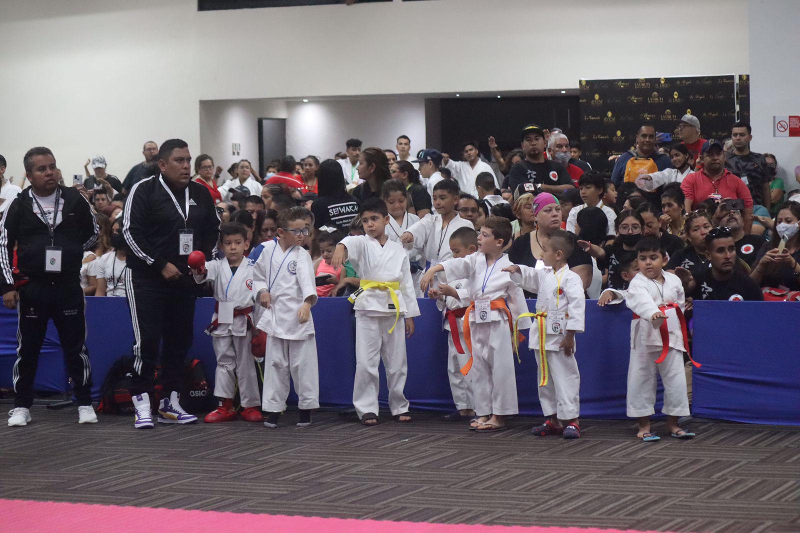 $!Inauguran edición 2022 de la Liga Profesional de Karate