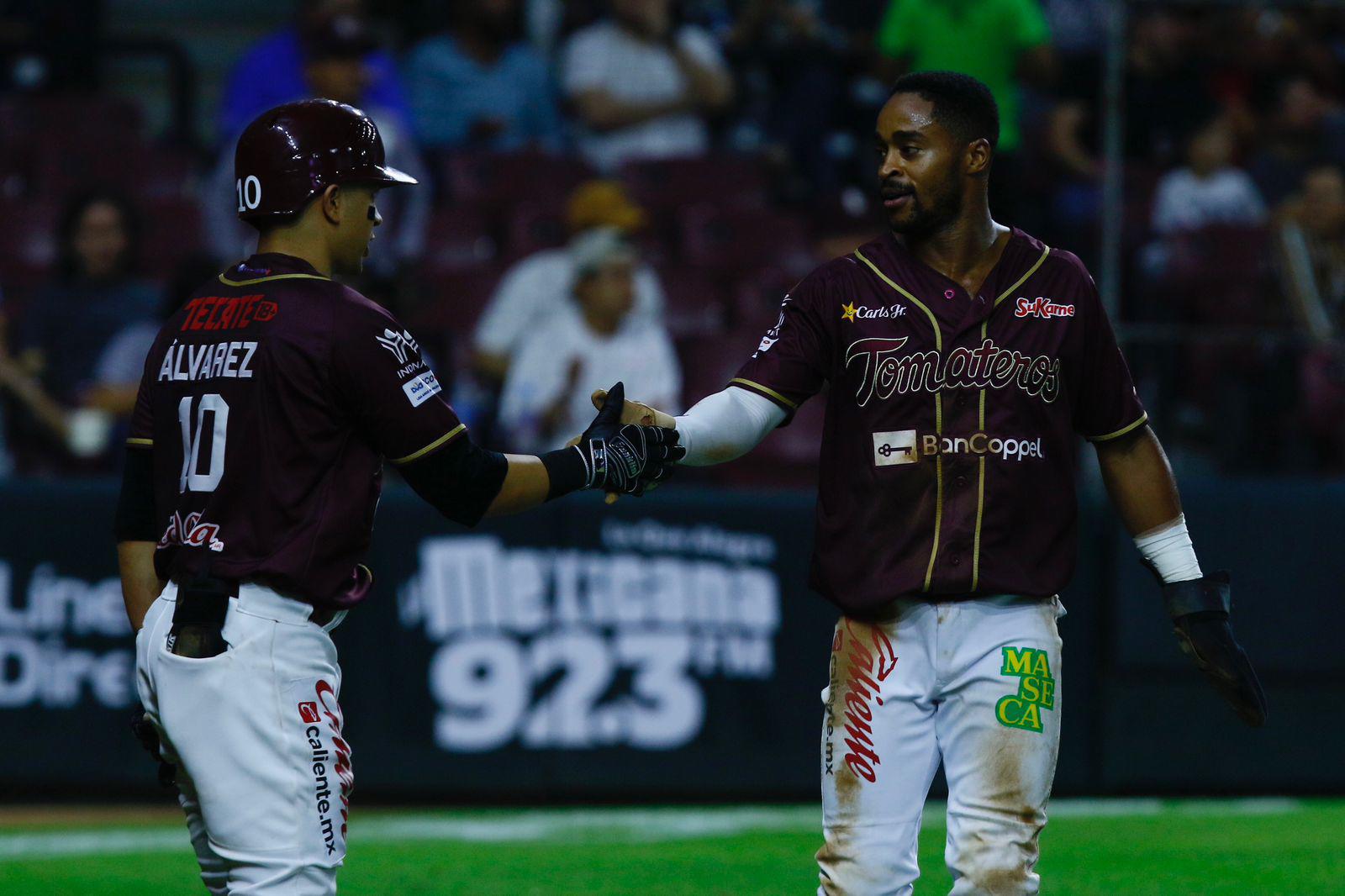 $!Poder de Peter O’Brien otorga triunfo a Tomateros sobre Águilas de Mexicali