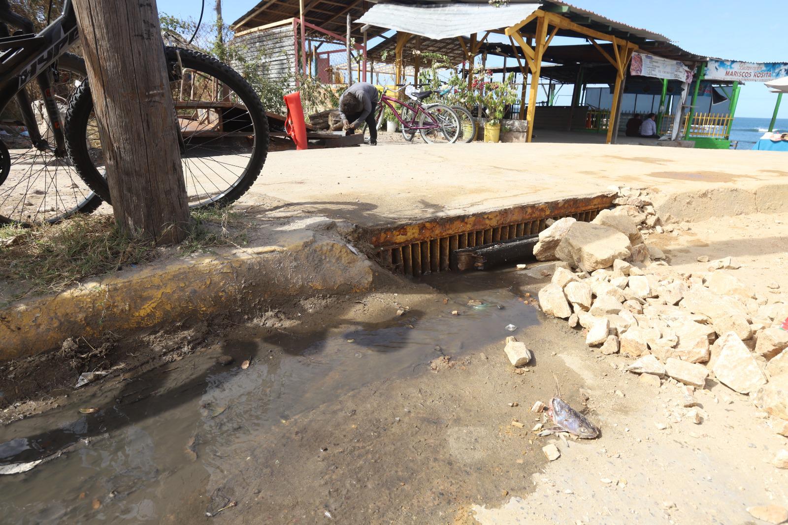 $!Recibe zona de Cerritos descargas de aguas residuales en sus cuerpos de agua