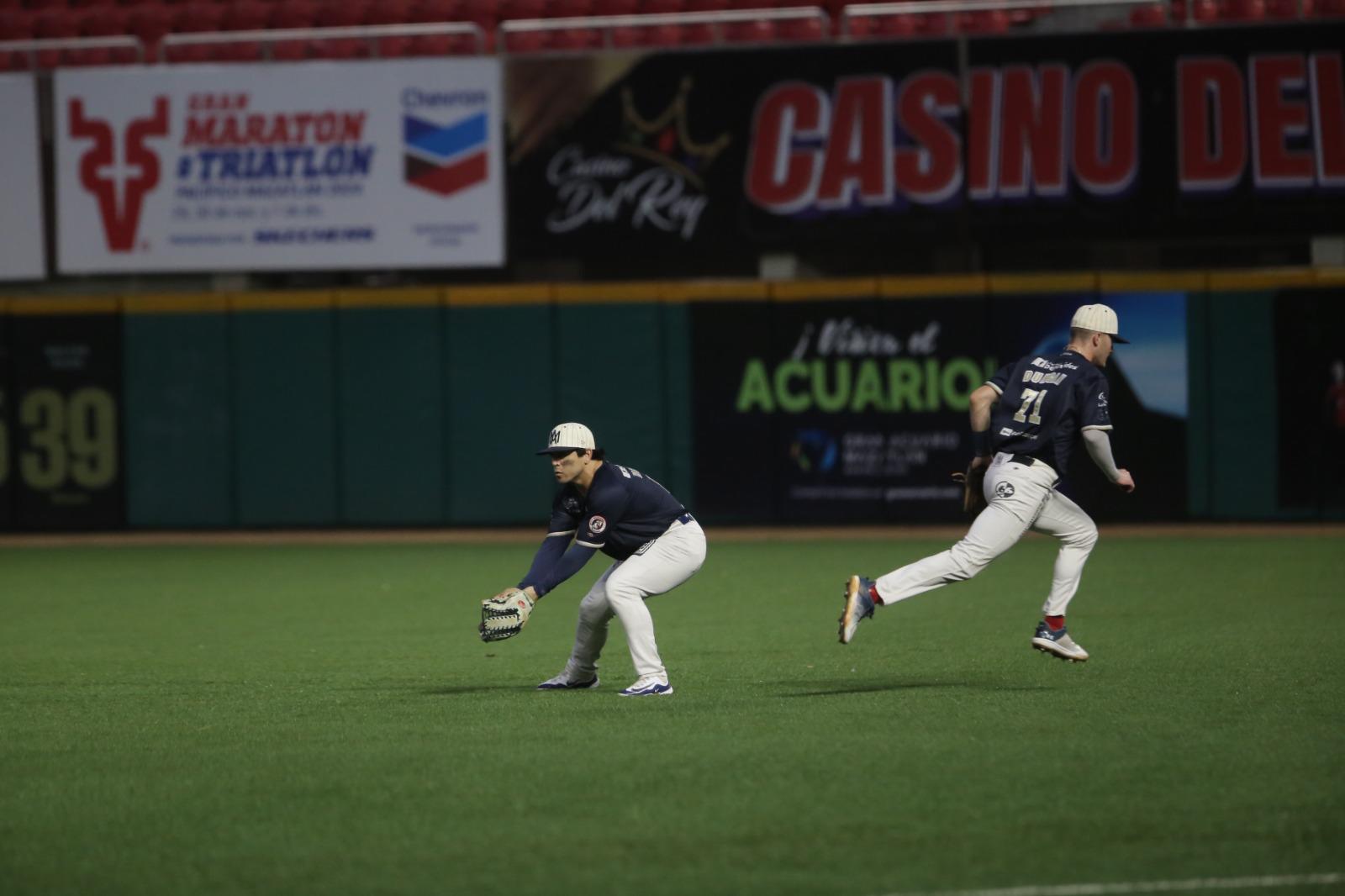 $!Venados viene de atrás y barre en la serie a Mexicali