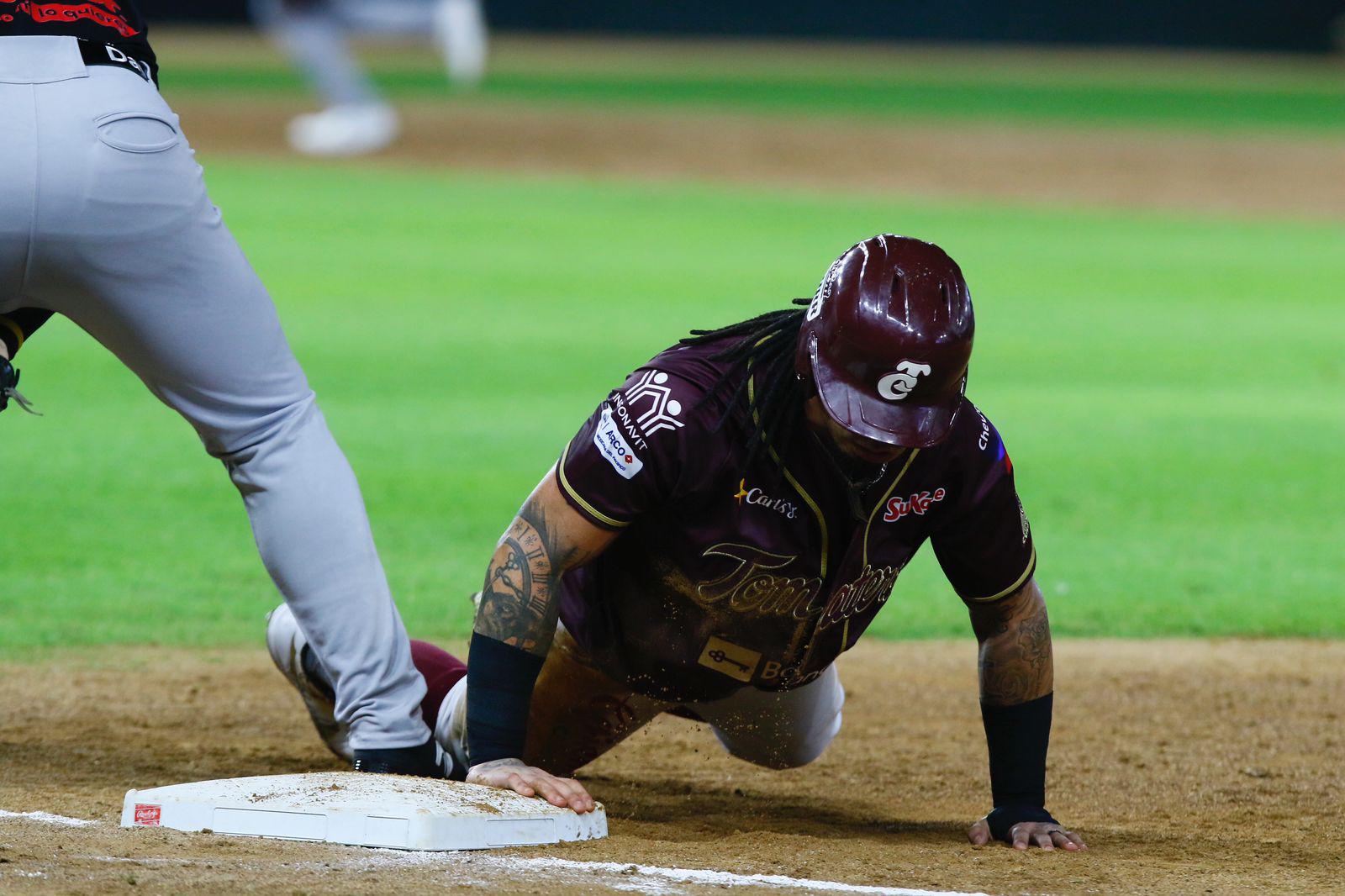 $!Mayos de Navojoa doblega en su casa a Tomateros de Culiacán