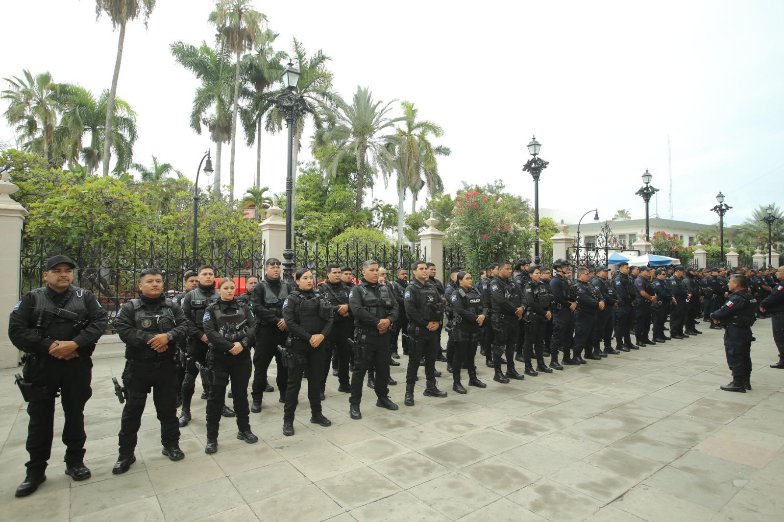 $!Piden a policías en su día que cumplan su función correctamente, siempre buscando lo justo