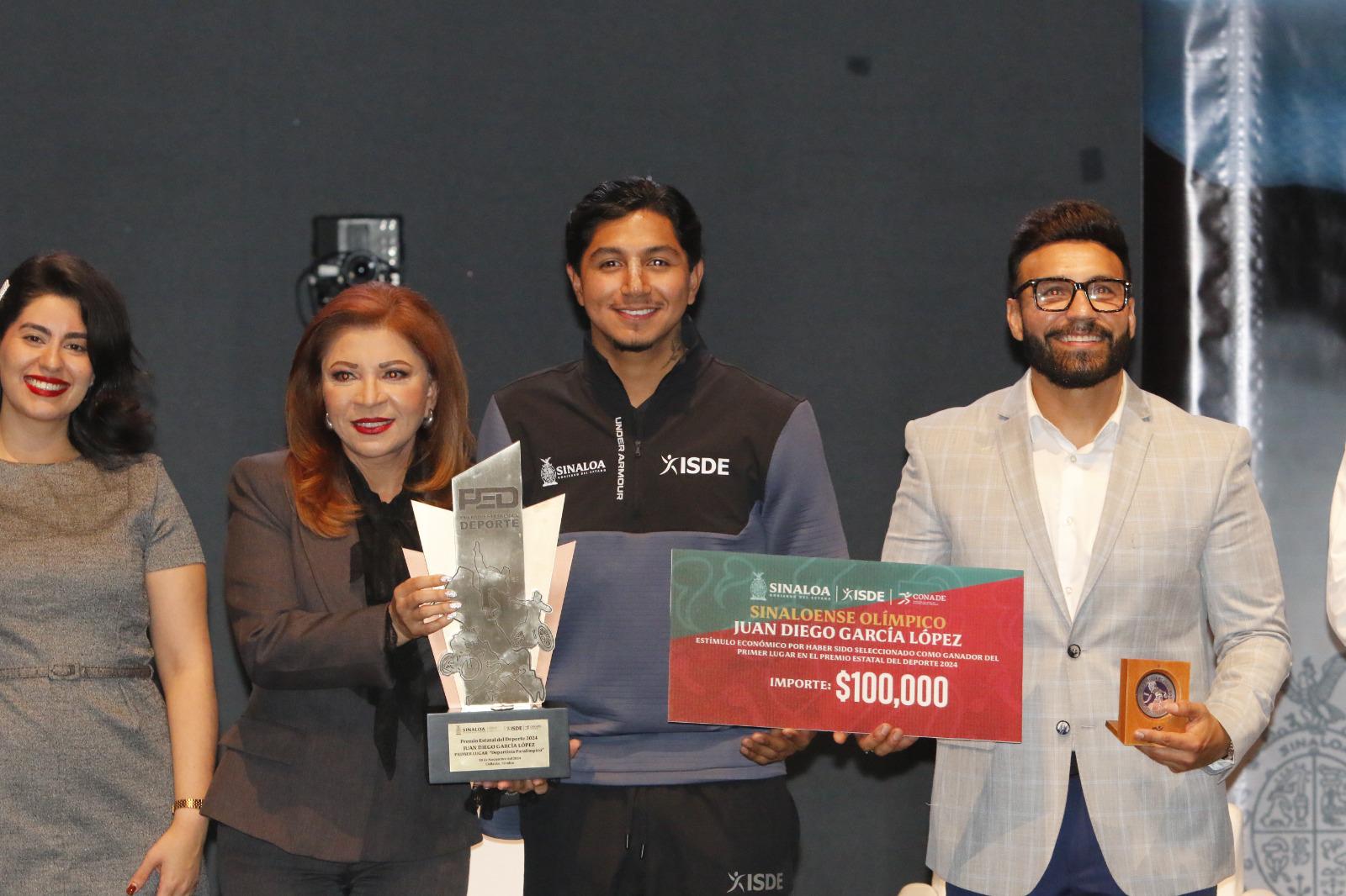 $!Marco Verde, Juan Diego García y María Espinoza reciben el Premio Estatal del Deporte