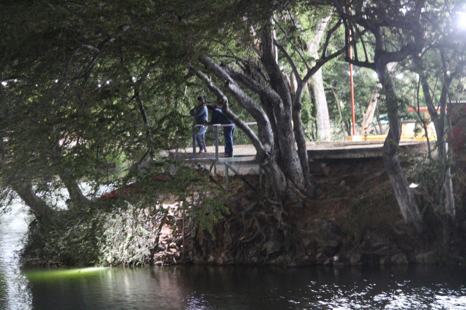 $!Suspenden buzos búsqueda de menor en laguna de Rosario