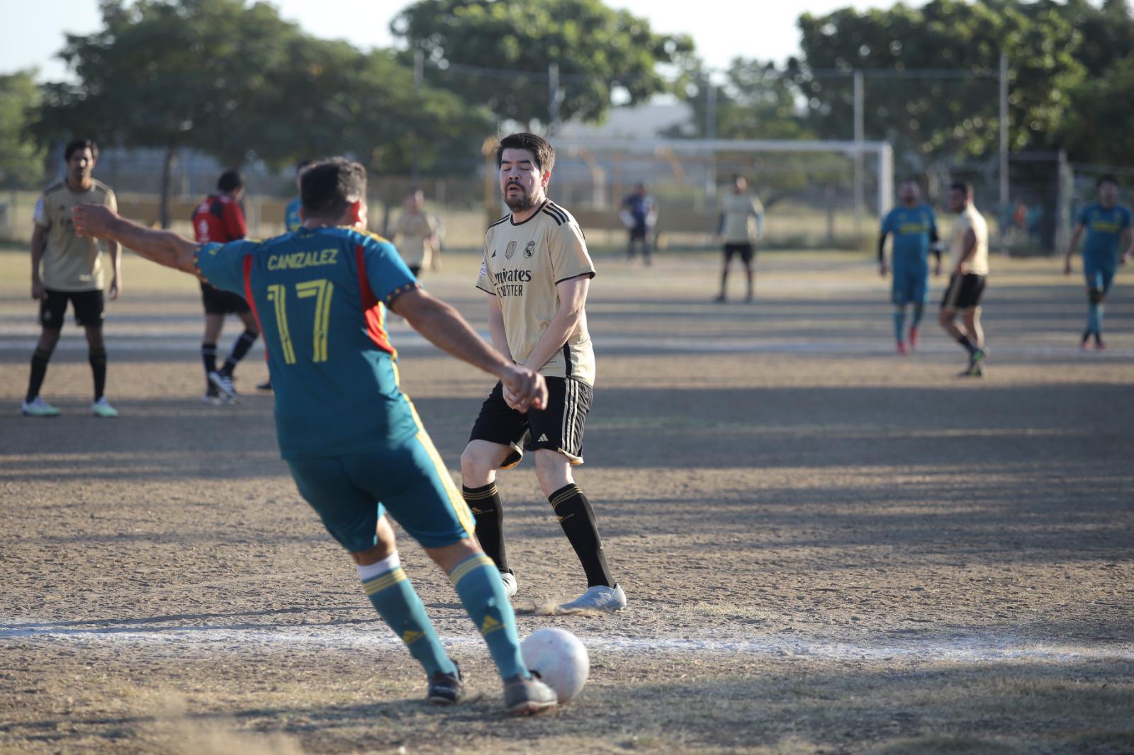 $!IMSS y Doctor Cristian Muñoz definen al campeón de Copa en la Intermédicos