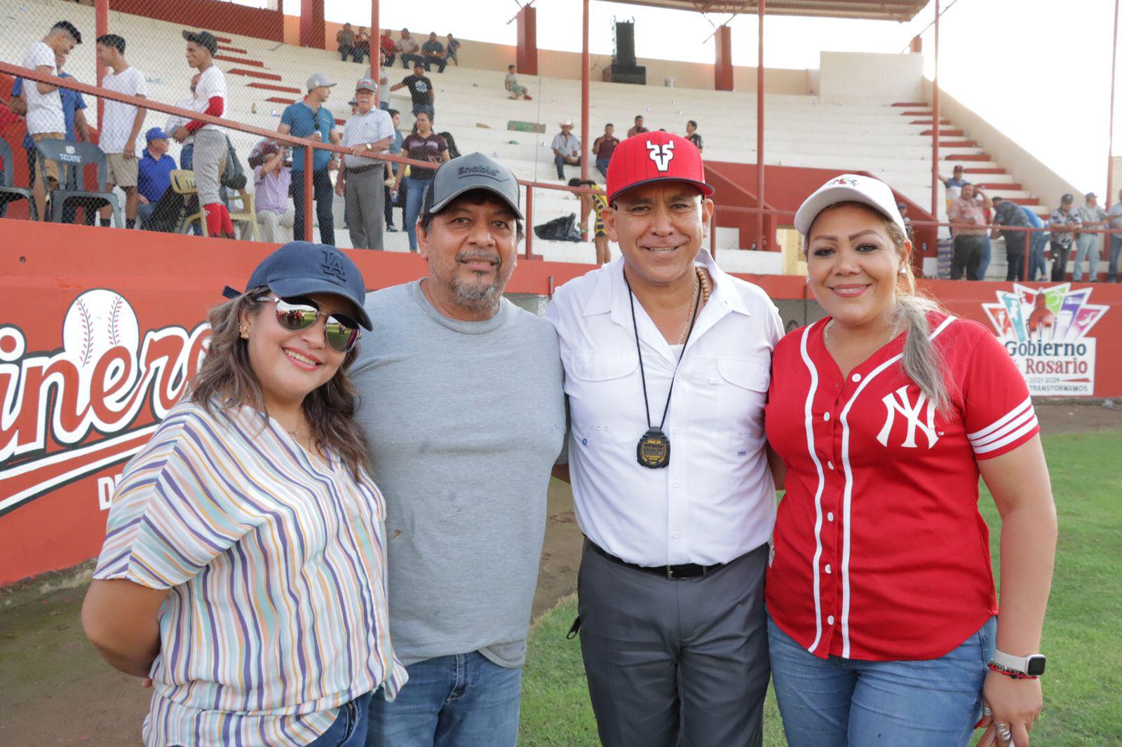 $!Exitoso resultó el juego ‘Beisbol con causa’ en Rosario a beneficio de DIF Municipal