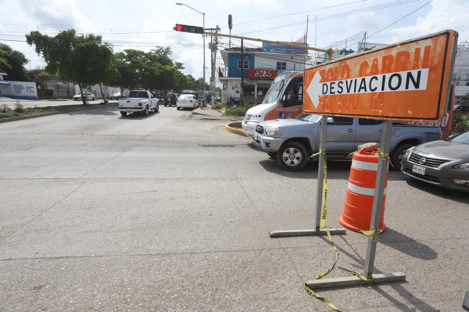 $!Reportan que volvieron a abrir una parte ya terminada en avenida Clouthier, en Mazatlán