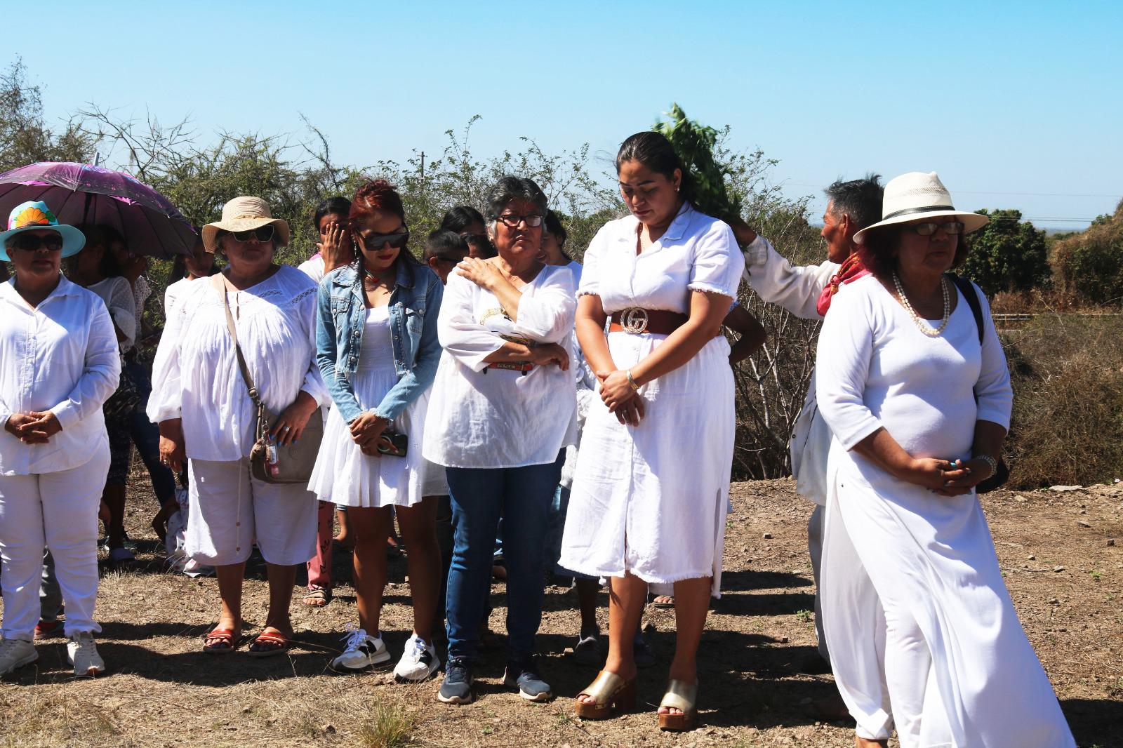 $!Piden paz para el mundo en ceremonia del equinoccio de primavera en Escuinapa