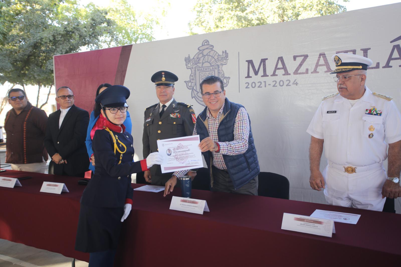 $!Celebran en Secundaria de Villa Unión el primer Lunes Cívico de 2024