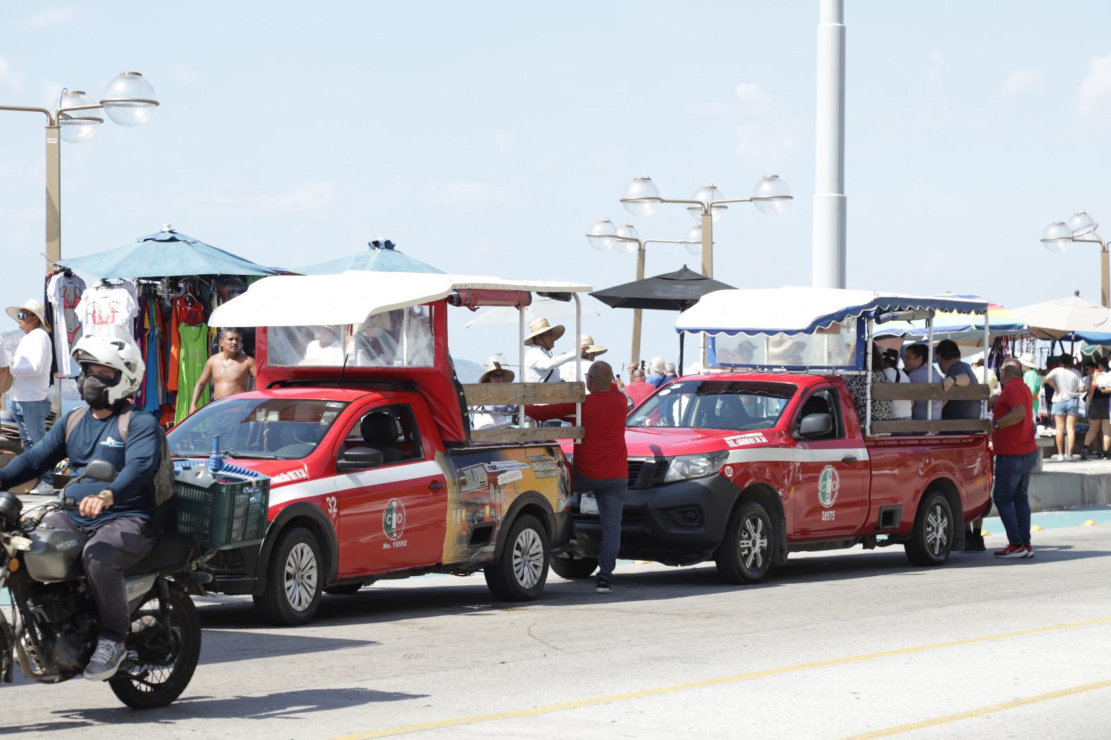 $!Alcaldesa Estrella Palacios da la bienvenida a los cruceristas