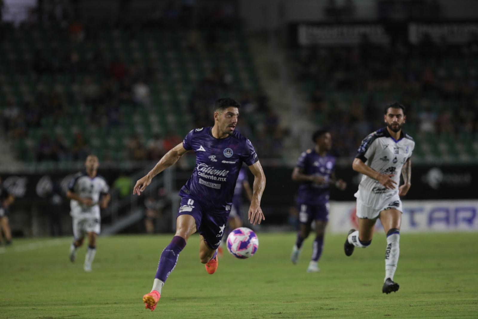 $!Mazatlán FC deja escapar el triunfo en el último minuto y empata 2-2 con Querétaro