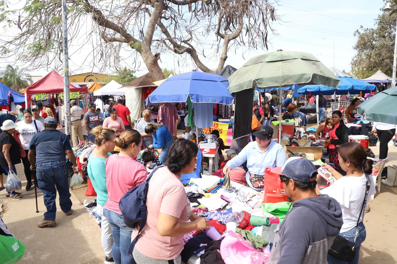 $!Piden tianguistas de la Flores Magón reubicación en lugar digno y estable