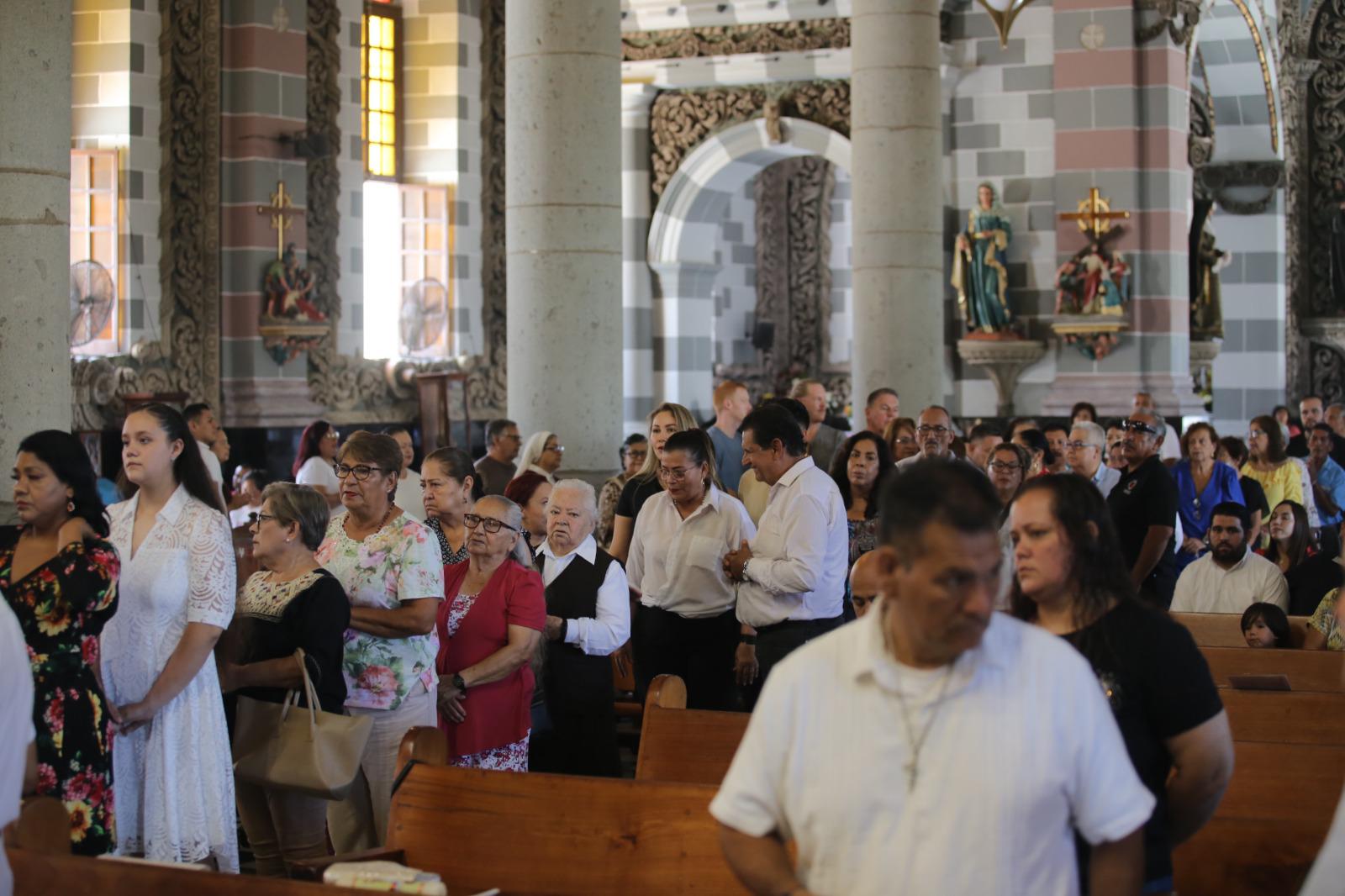 $!Evitan parroquias de la Diócesis de Mazatlán actividades nocturnas para resguardar a sus fieles