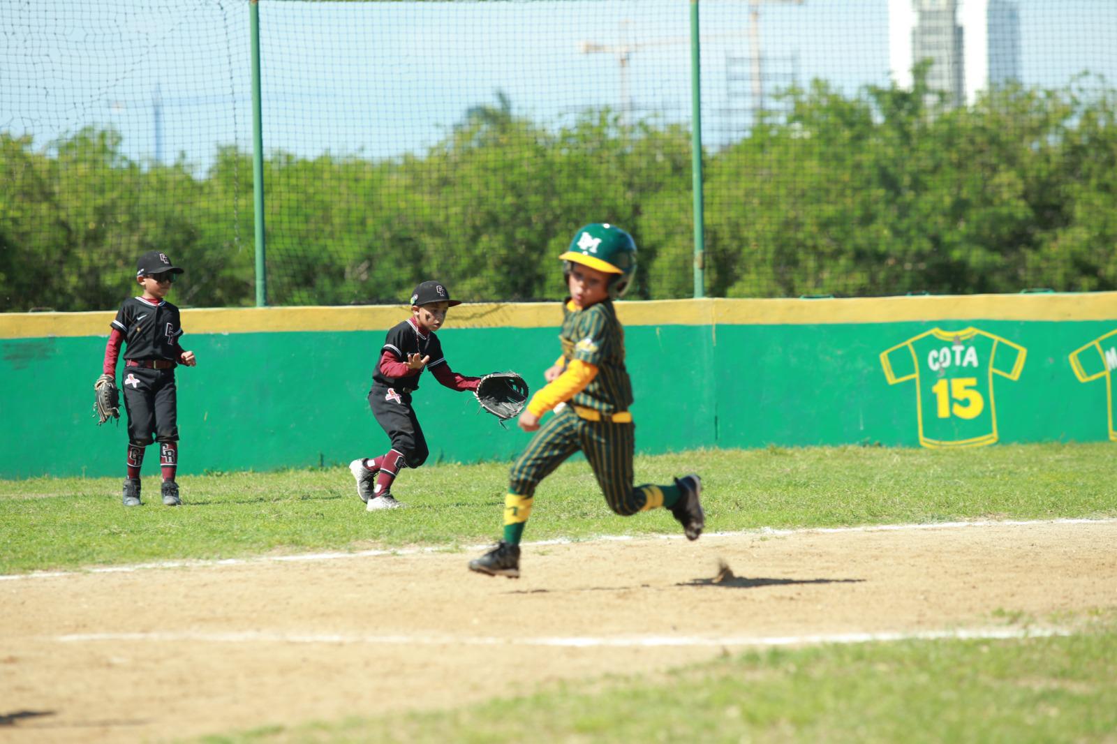 $!Ahome Verde se alza con la corona del Nacional categoría Escuelita