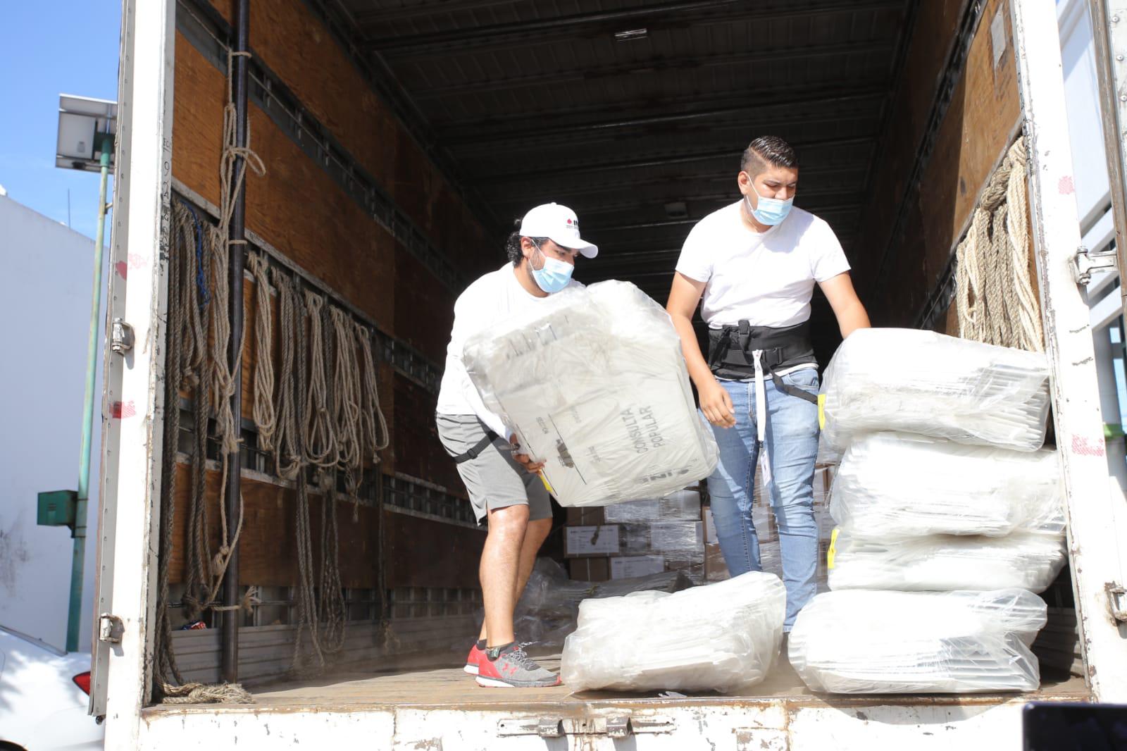 $!Llega a Mazatlán material para consulta popular del 1 de agosto