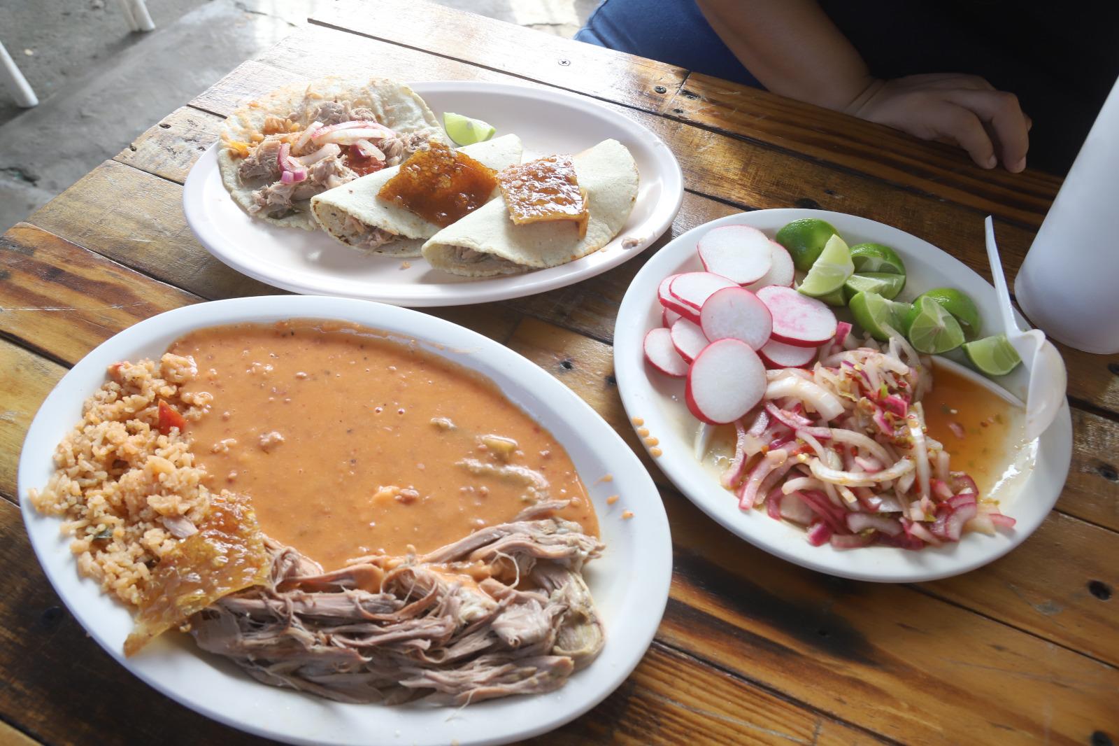 $!El cochito tatemado de Villa Unión, un estilo diferente de prepararlo y degustarlo