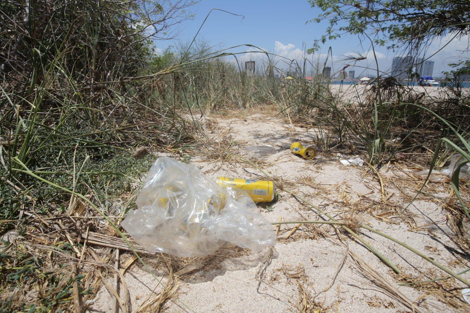 $!La Isla de Venados cada día atrae más visitantes y cada vez, se contamina más