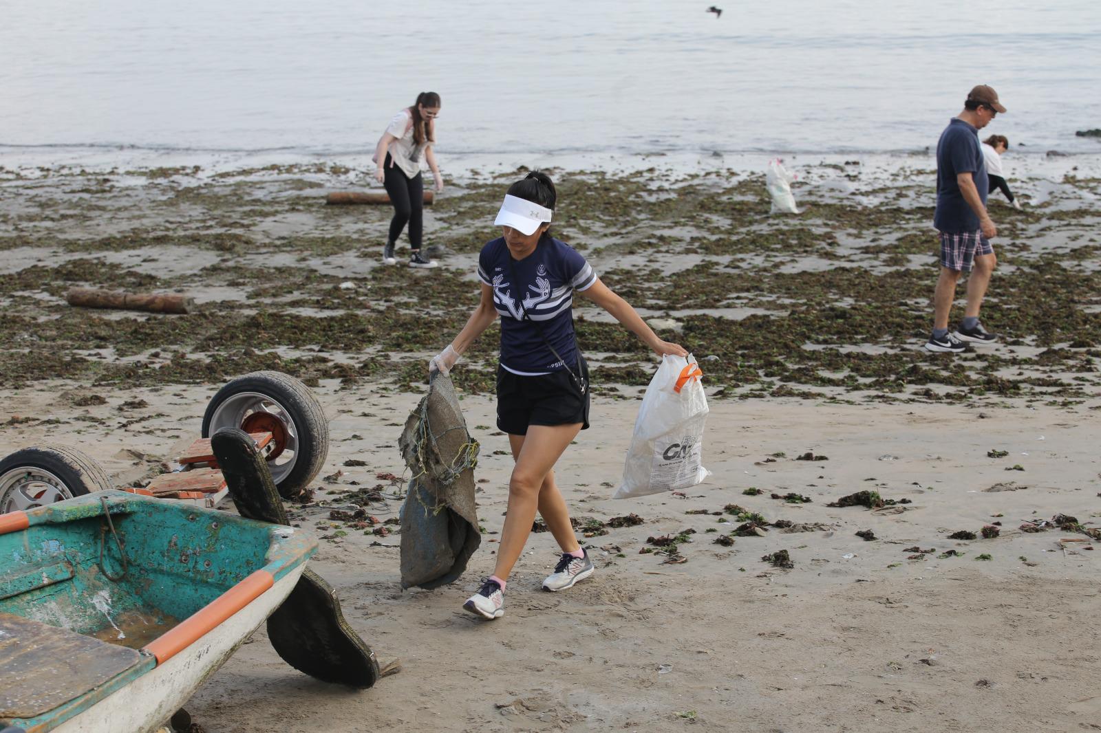 $!Celebran el Día Mundial de los Océanos con mega limpieza de playas, en Mazatlán