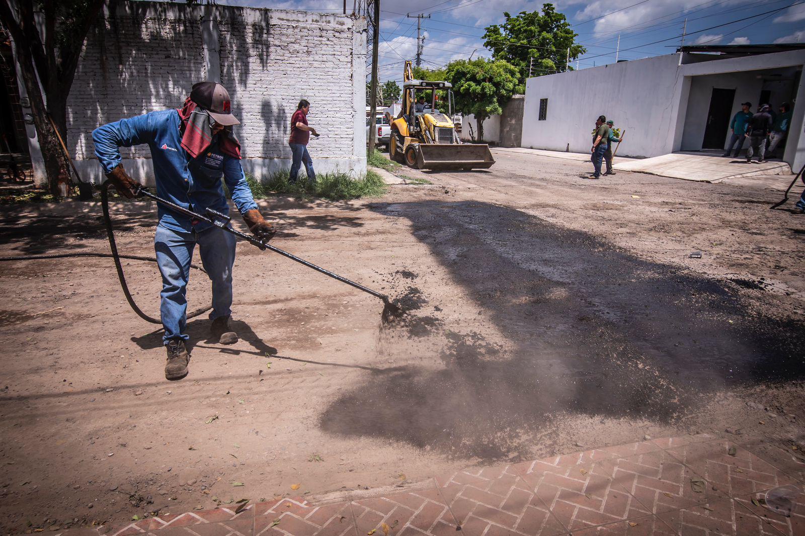 $!Ayuntamiento de Culiacán concluye reencarpetado en siete vialidades de las nueve prometidas en el Fraccionamiento Terranova