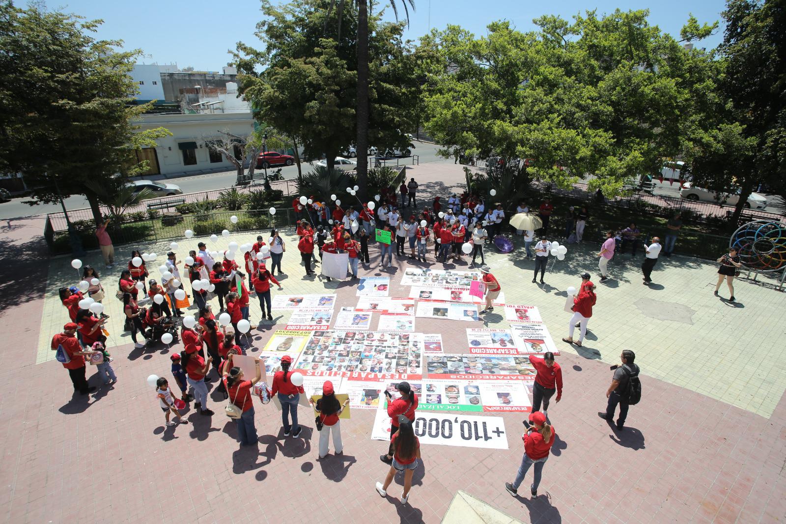 $!Realizan rastreadoras marcha este Día de las Madres, en Mazatlán