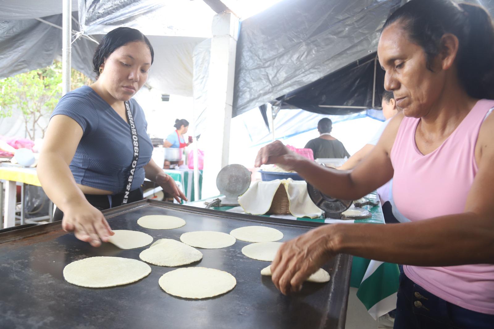 $!El cochito tatemado de Villa Unión, un estilo diferente de prepararlo y degustarlo