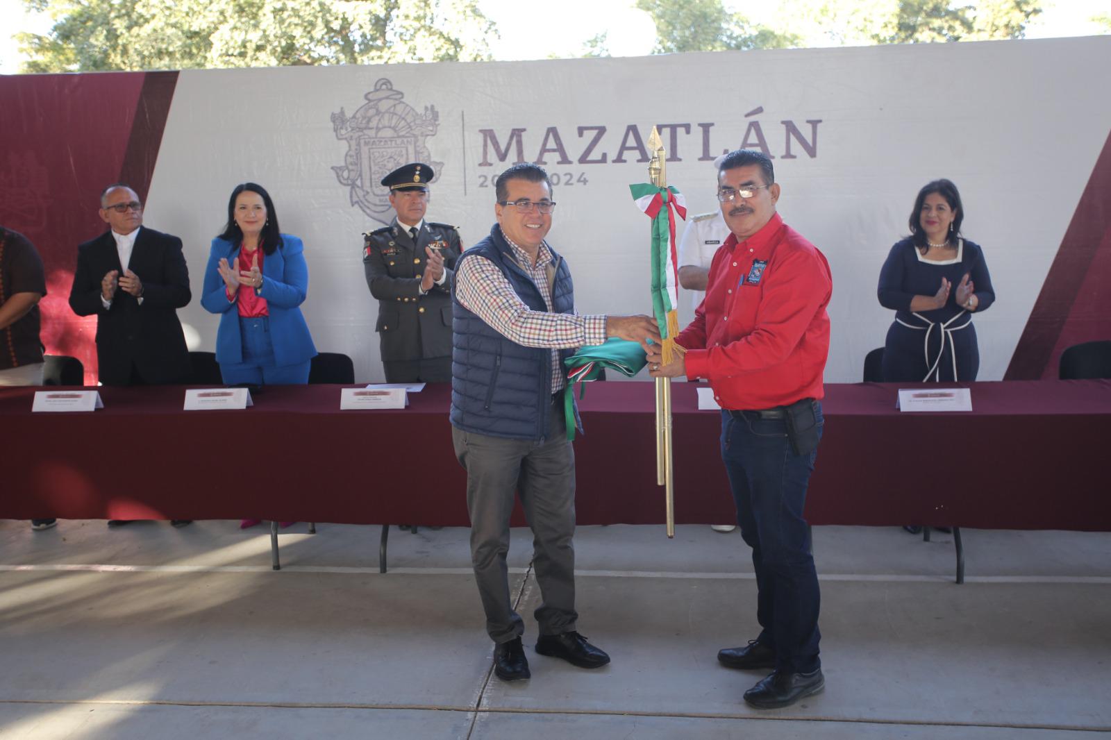 $!Celebran en Secundaria de Villa Unión el primer Lunes Cívico de 2024