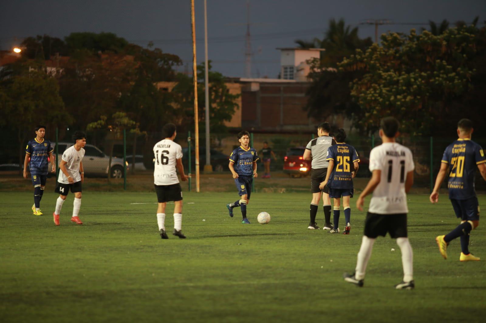 $!Mazatlán Municipal golea a Rosario en Estatal Juvenil C