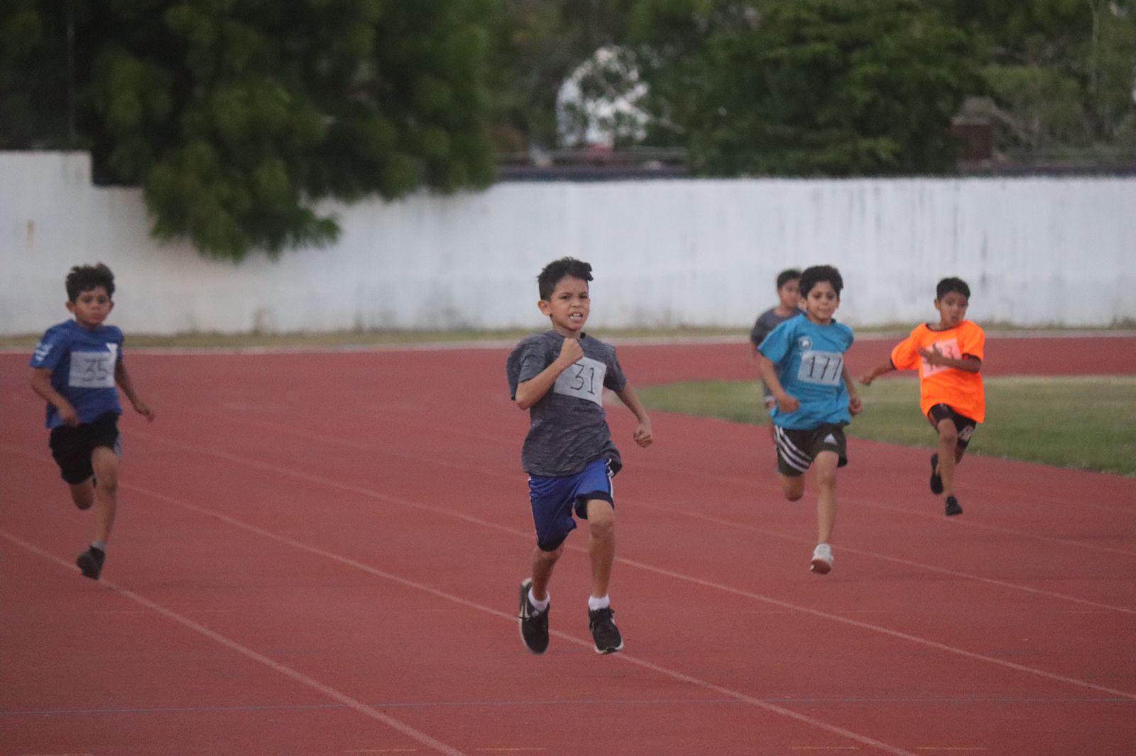 $!Dominan Nahara y López los 200 metros en segunda etapa de la Liga de Atletismo Imdem