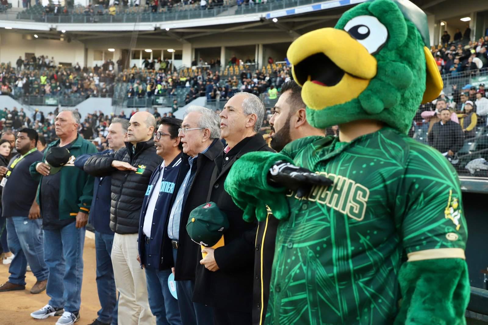 $!Sinaloa ya ganó, dice Rocha Moya al inaugurar la final de beisbol de la LMP