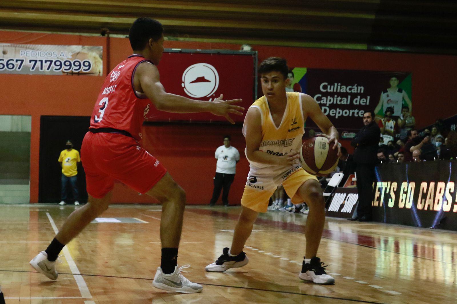 $!Caballeros de Culiacán pierde ante Venados Basketball en cerrado juego inaugural