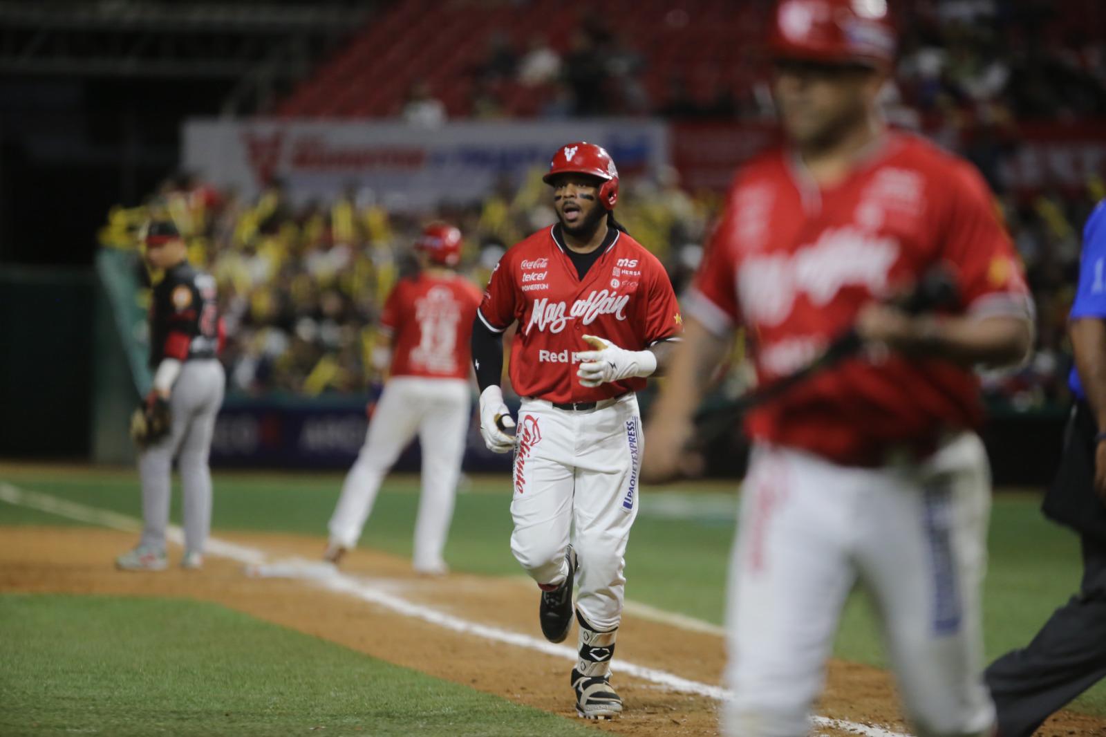 $!Venados sella boleto a playoffs al barrer a Mayos en casa