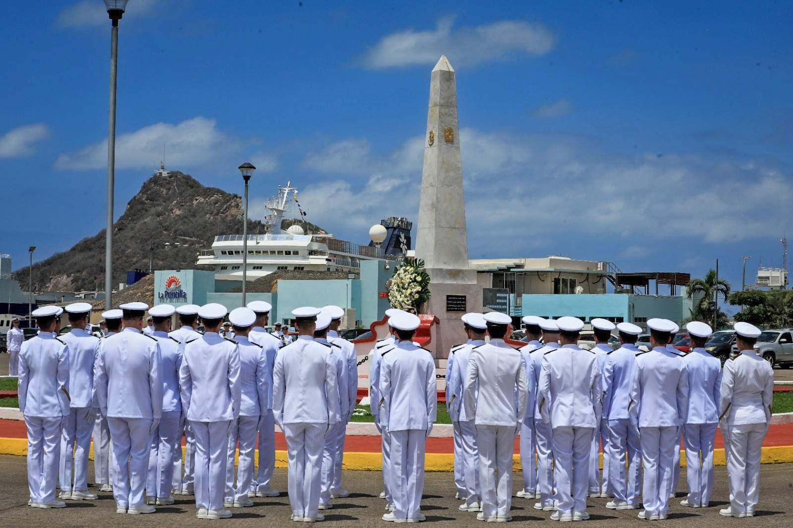 $!Reconocen la suprema relevancia de los mares mexicanos, en el Día de la Marina