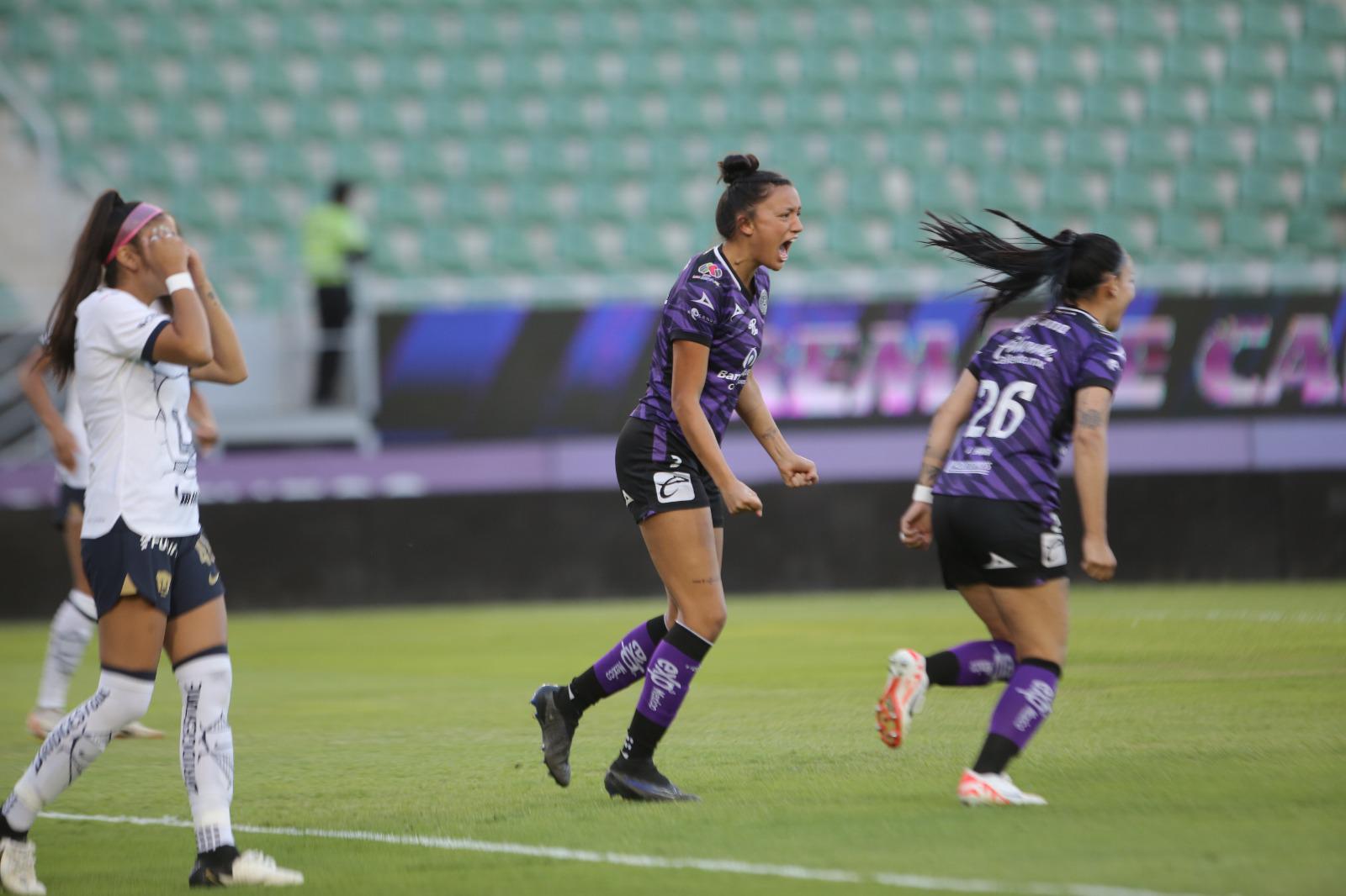 $!Mazatlán Femenil se despide en casa con escandalosa goleada ante Pumas