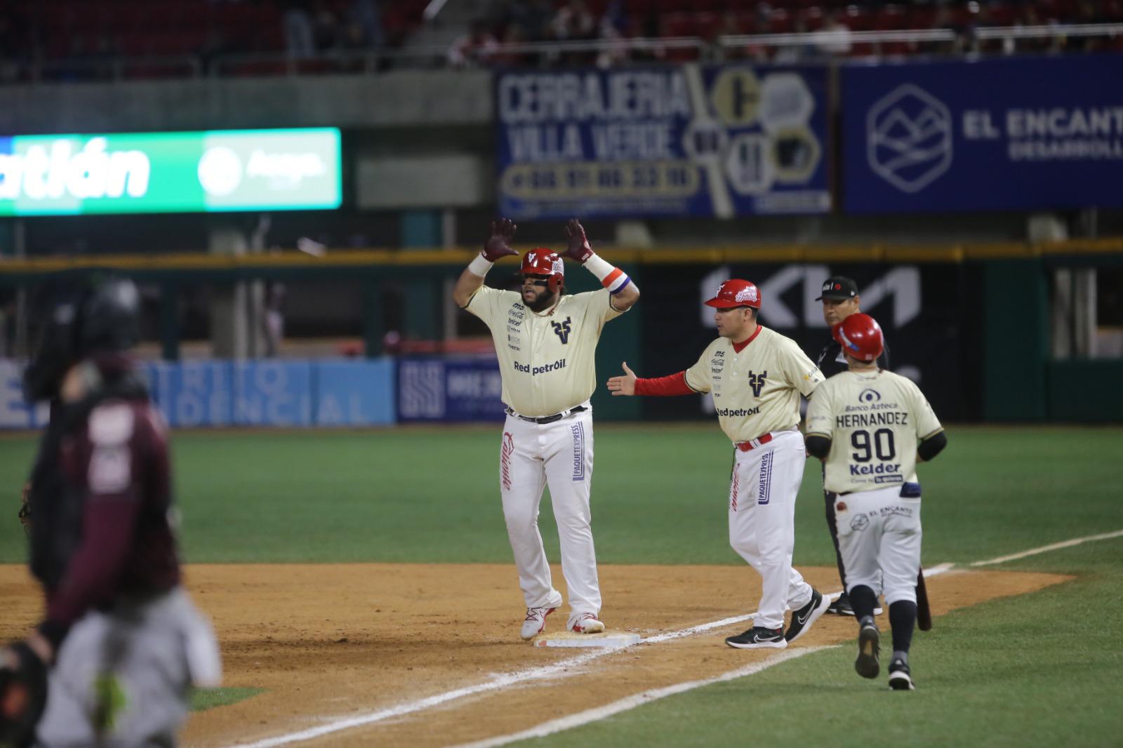 $!Venados saca dramático triunfo y se mantiene con vida ante Tomateros