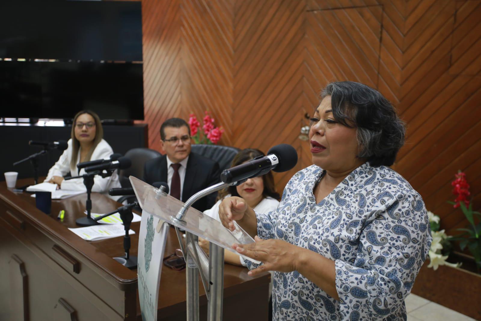 $!Reconocen a Deysi del Carmen Balán con medalla Jornadas Heroicas 2023