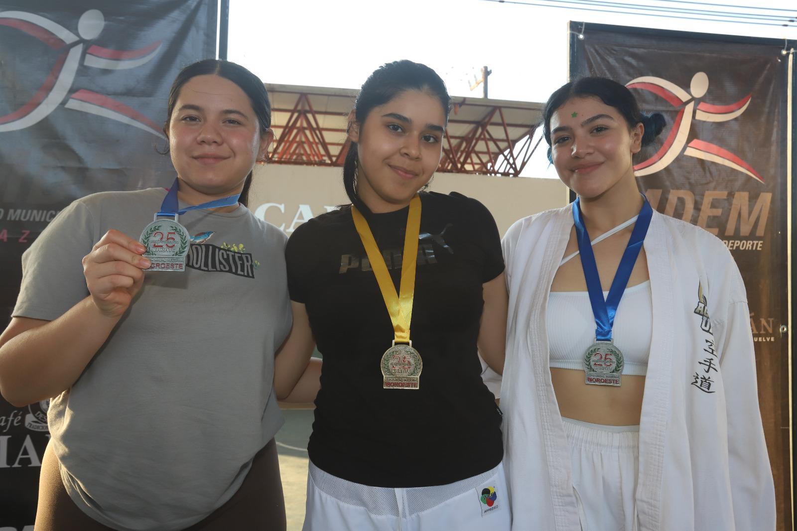 $!Reconocen a lo mejor de la edición 25 de la Copa Noroeste de Karate