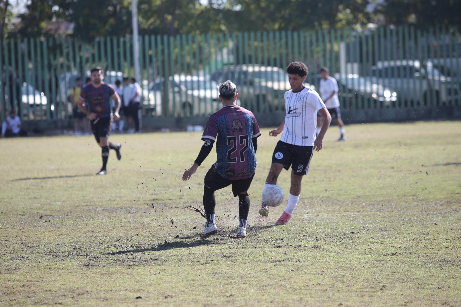 $!Yew Deportivo 96 derrota a Cuervos en atropellado encuentro