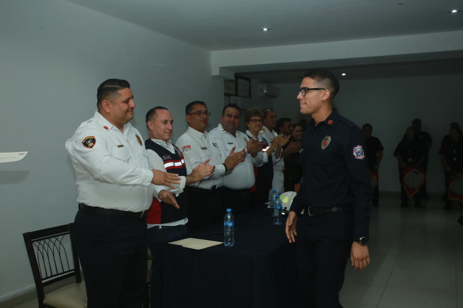 $!Saúl Robles es el nuevo comandante de Bomberos Mazatlán