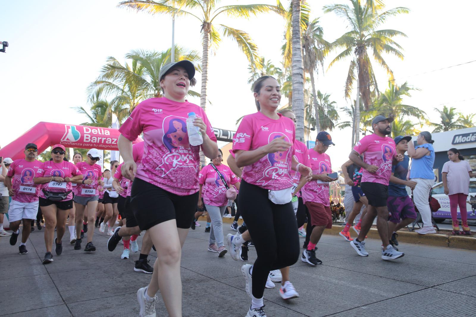 $!Multitudinaria asistencia forma parte de la Carrera Rosa, en Mazatlán