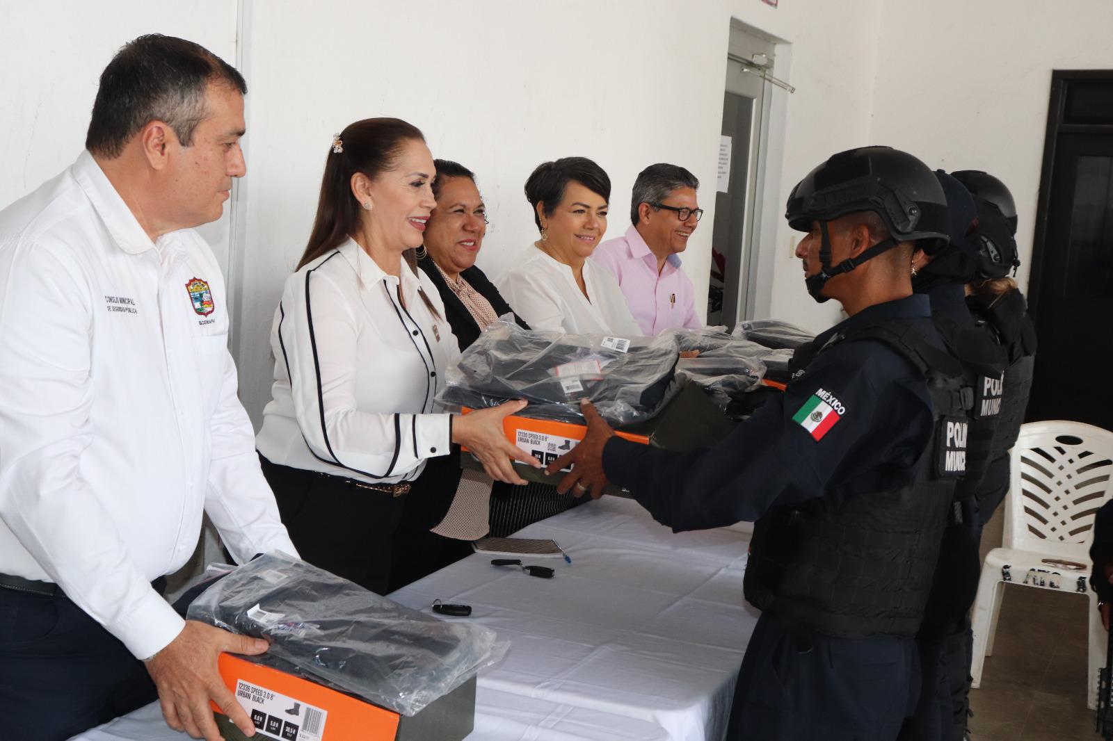 $!Vigilarán Escuinapa en Semana Santa casi 200 elementos de seguridad