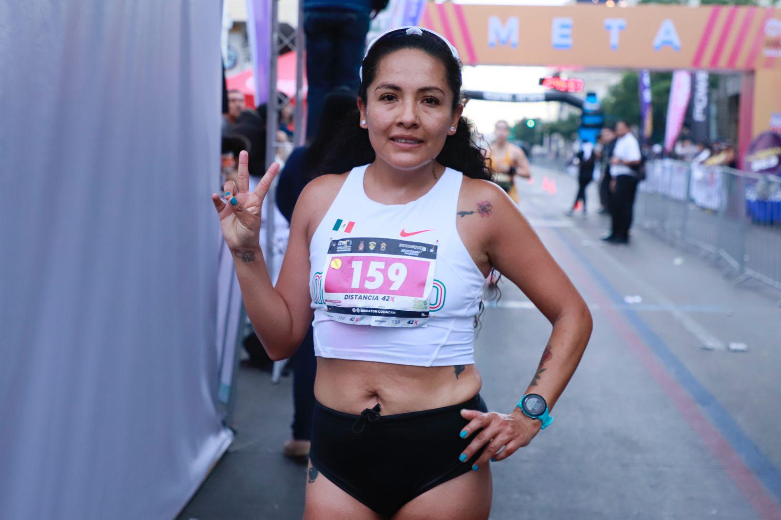 $!¡Muy Valentín! Mazatleco Rendón gana Maratón Internacional de Culiacán