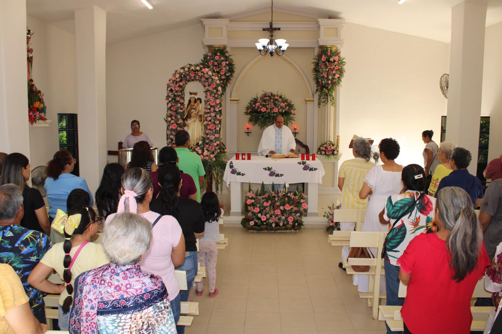 $!Celebran a la Virgen del Carmen en la cabecera municipal de Rosario