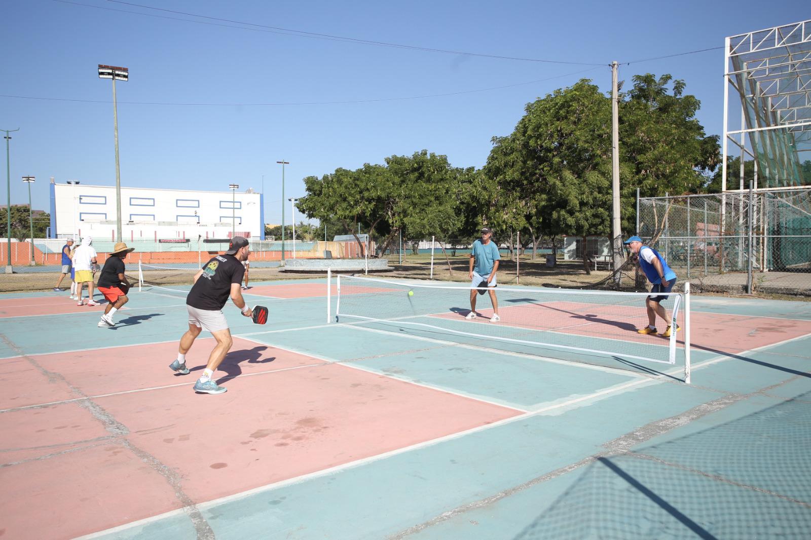 $!Solicita apoyo comité de pickleball para restaurar canchas