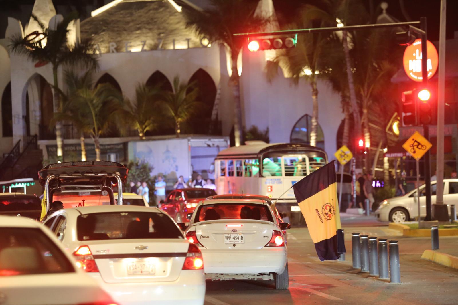 $!FOTOS | Afición del América toma el Malecón de Mazatlán para celebrar el bicampeonato