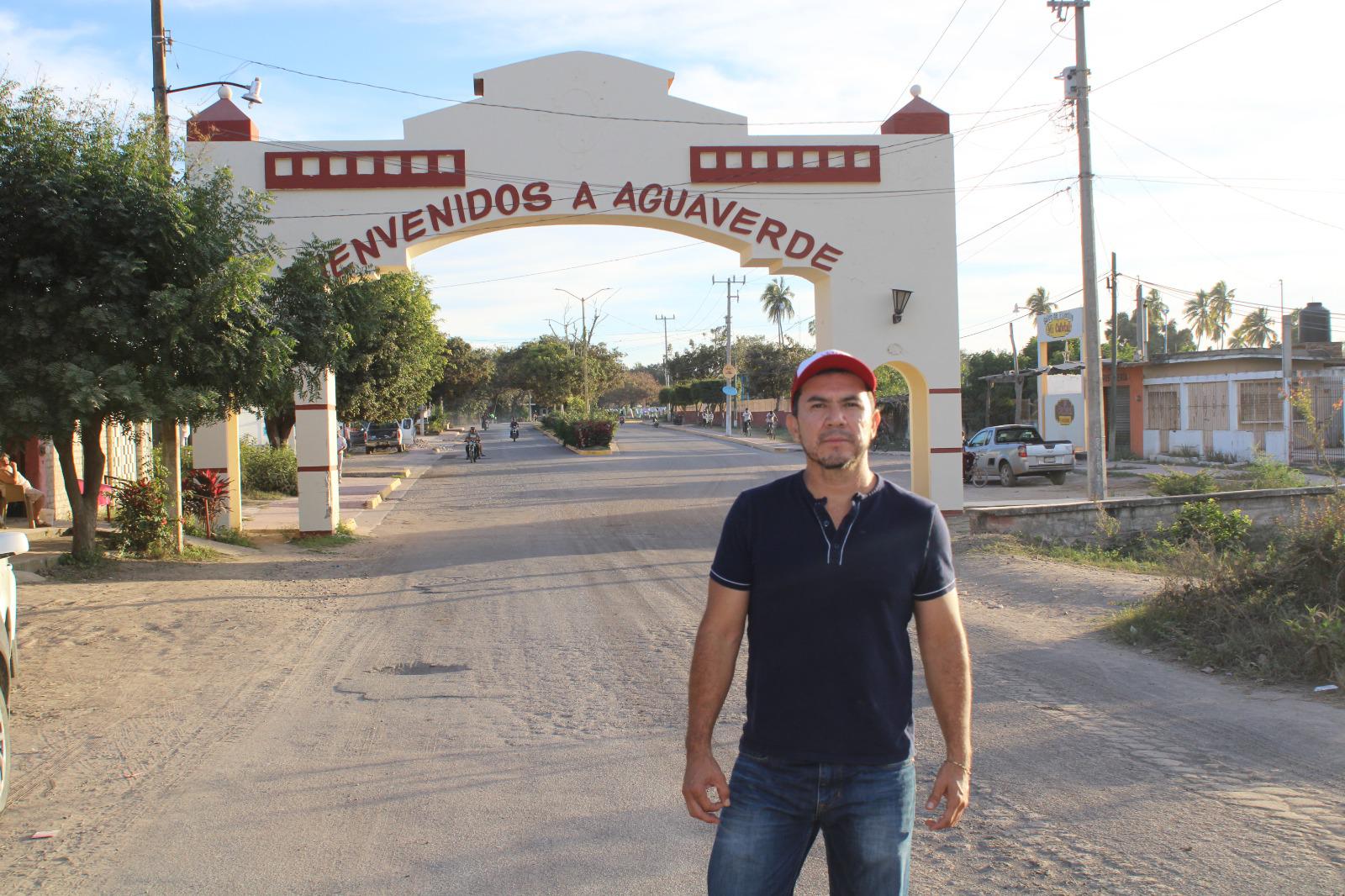 $!Sergio Manuel y su largo recorrido que lo llevó a descubrir que era un talentoso pintor y artista