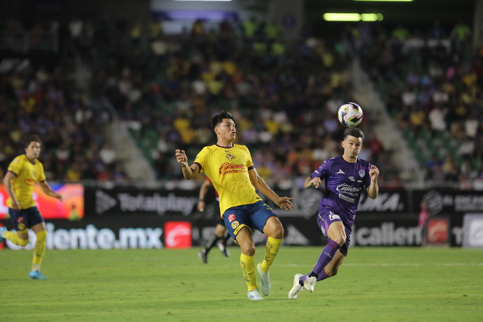 $!Vive Mazatlán FC ‘noche de terror’ ante América en El Encanto